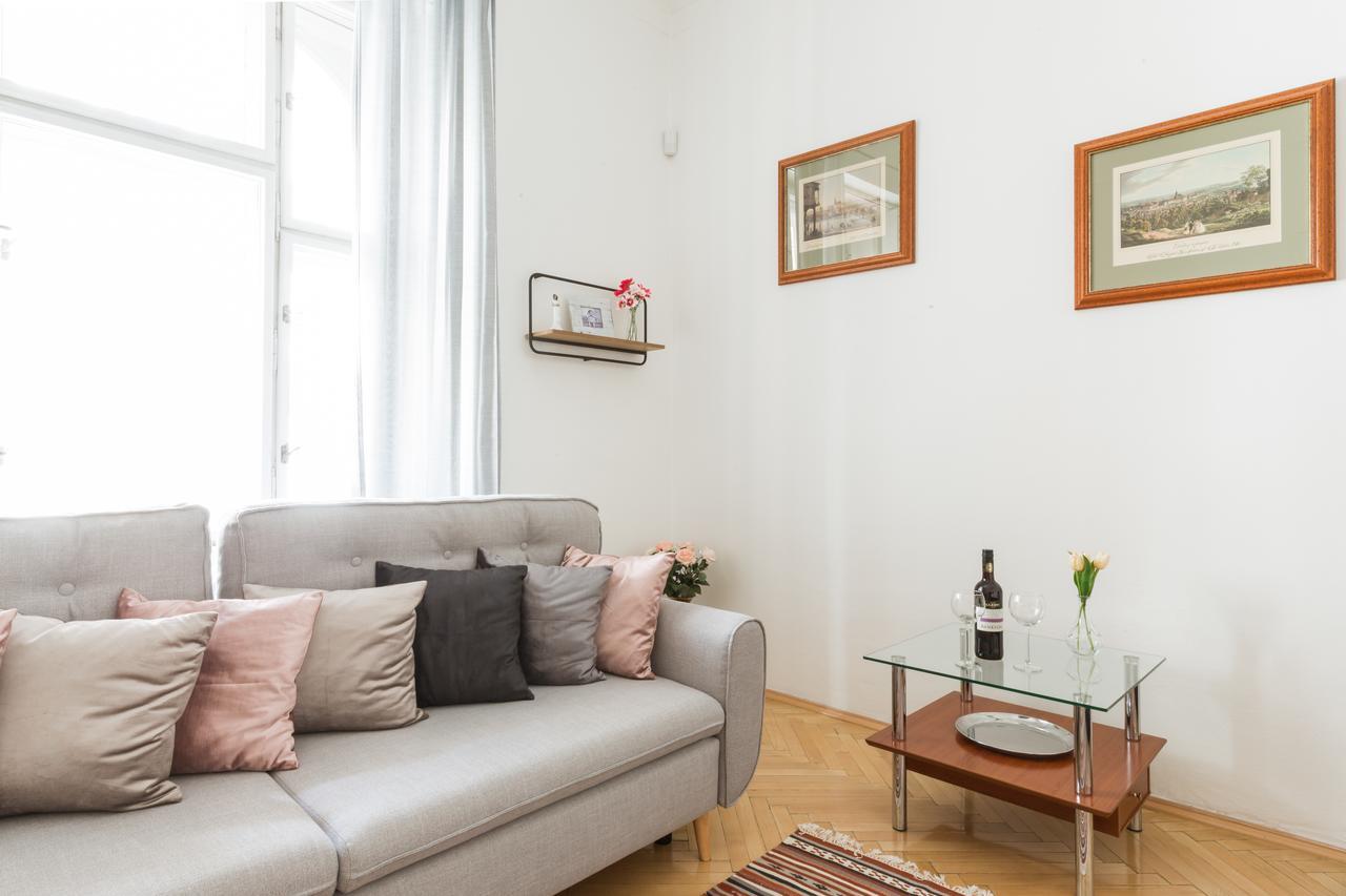 Riverside Appartement *